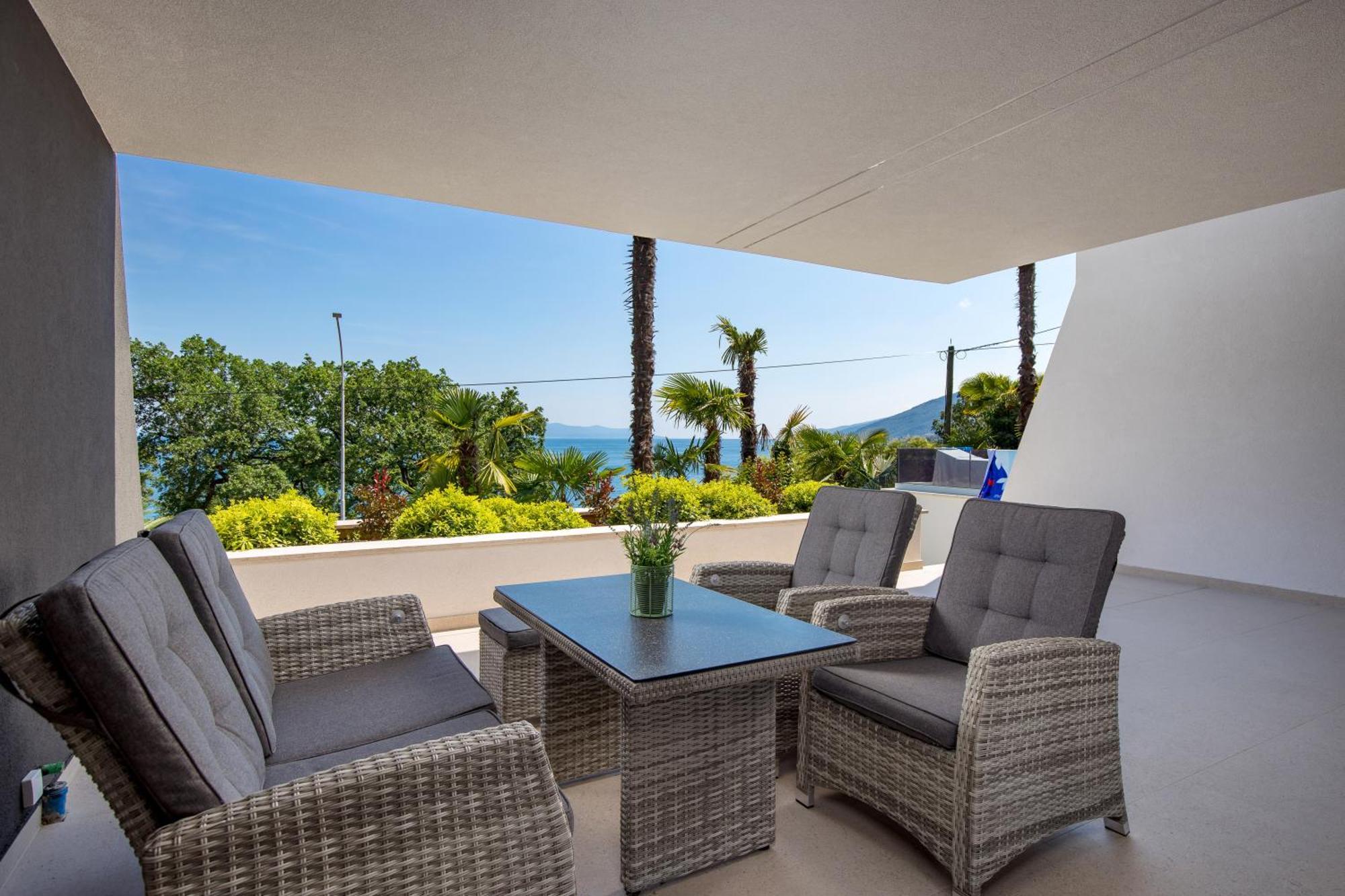 Dream By The Sea Apartment โอปาติยา ภายนอก รูปภาพ
